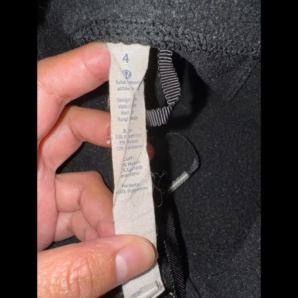 Lululemon Kick The Cold Jacket Black Size 4